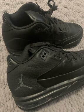 Jordan Men's Black Leather Low-Top Sneakers